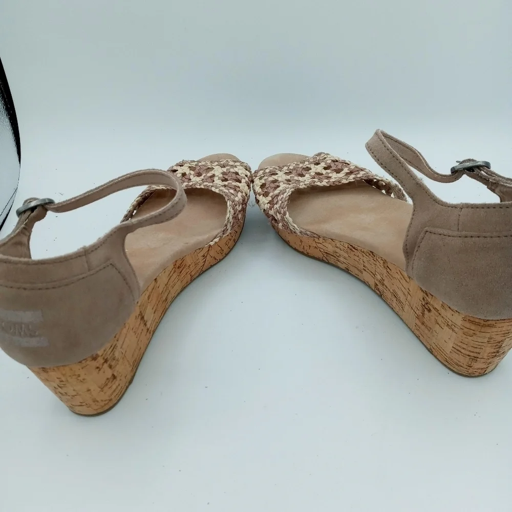 Tom's Stucco Satin Platform Cork Wedge Sandal. Ankle Strap Size 10